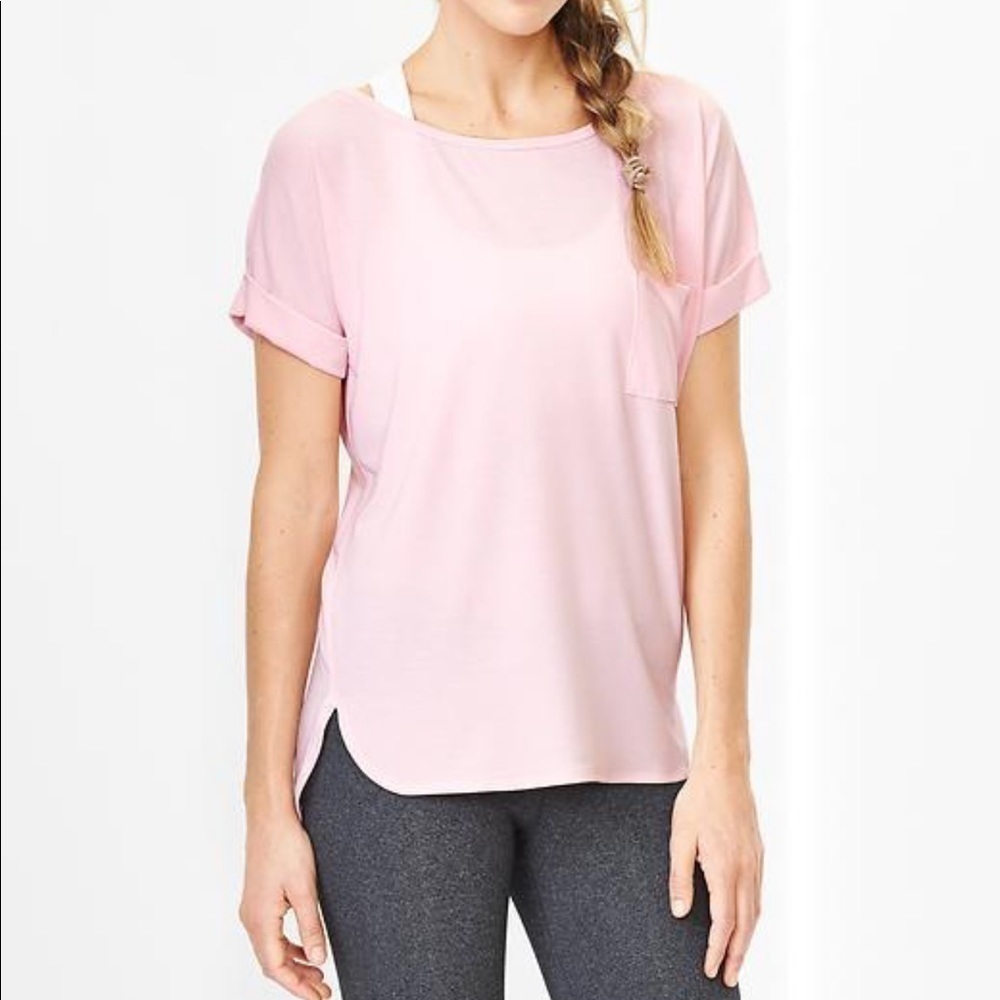 Gapfit Breathe Rolled Sleeve Shirt Light Pink